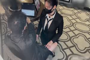 调教女秘书成为我的形状  背景图片