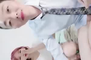 漂亮粉粉脸蛋小骚逼，开档情趣肛内拉珠各式骑乘抽插  背景图片