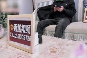 爱玲 风骚学姐最爱 学弟的大鸡巴  背景图片