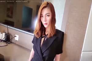 带套被强行拿下。要求内射自己  背景图片