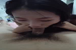 门事件 长沙外语学院靓女与男友自拍不雅性爱视频  背景图片