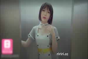 swag日系百货电梯小姐sunny  背景图片