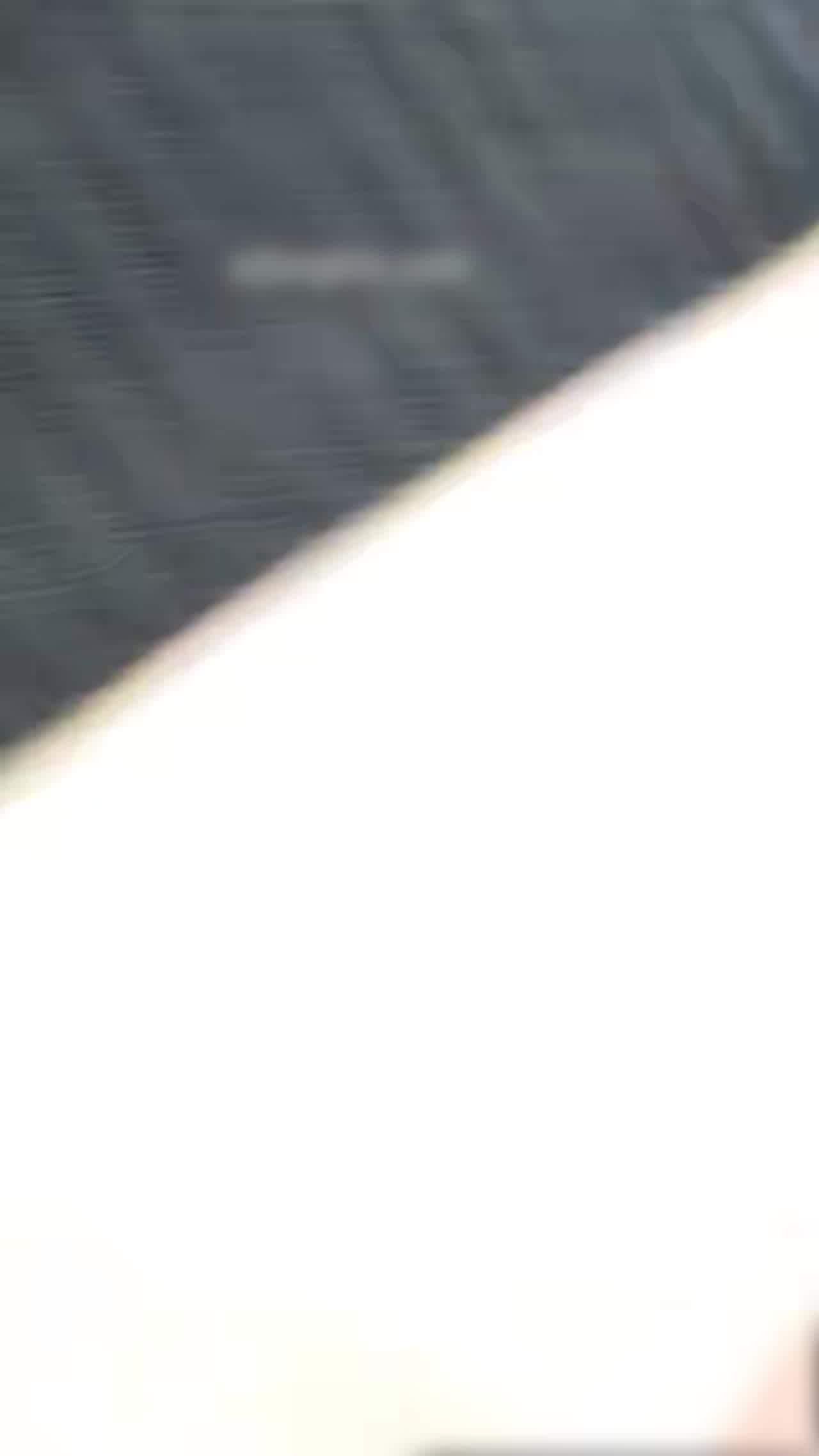  健身房老板和女员工休息室一直操 的剧照5