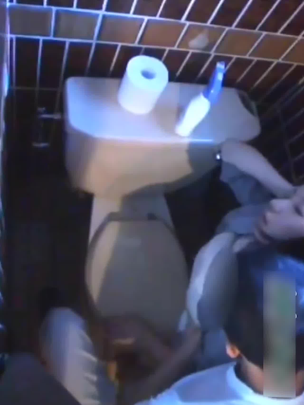  趁友人女友喝醉逞兽欲坏透了 的剧照6