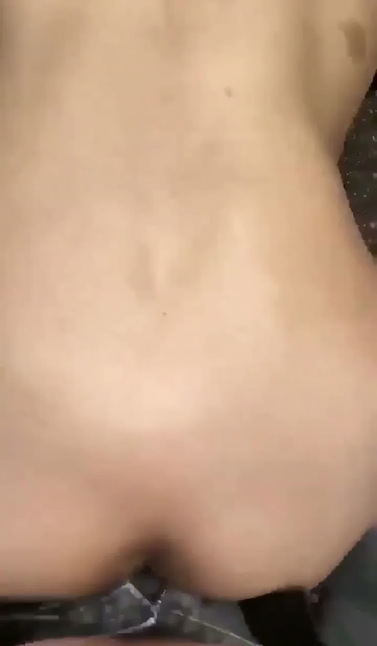  和人妻在户外野战 的剧照6