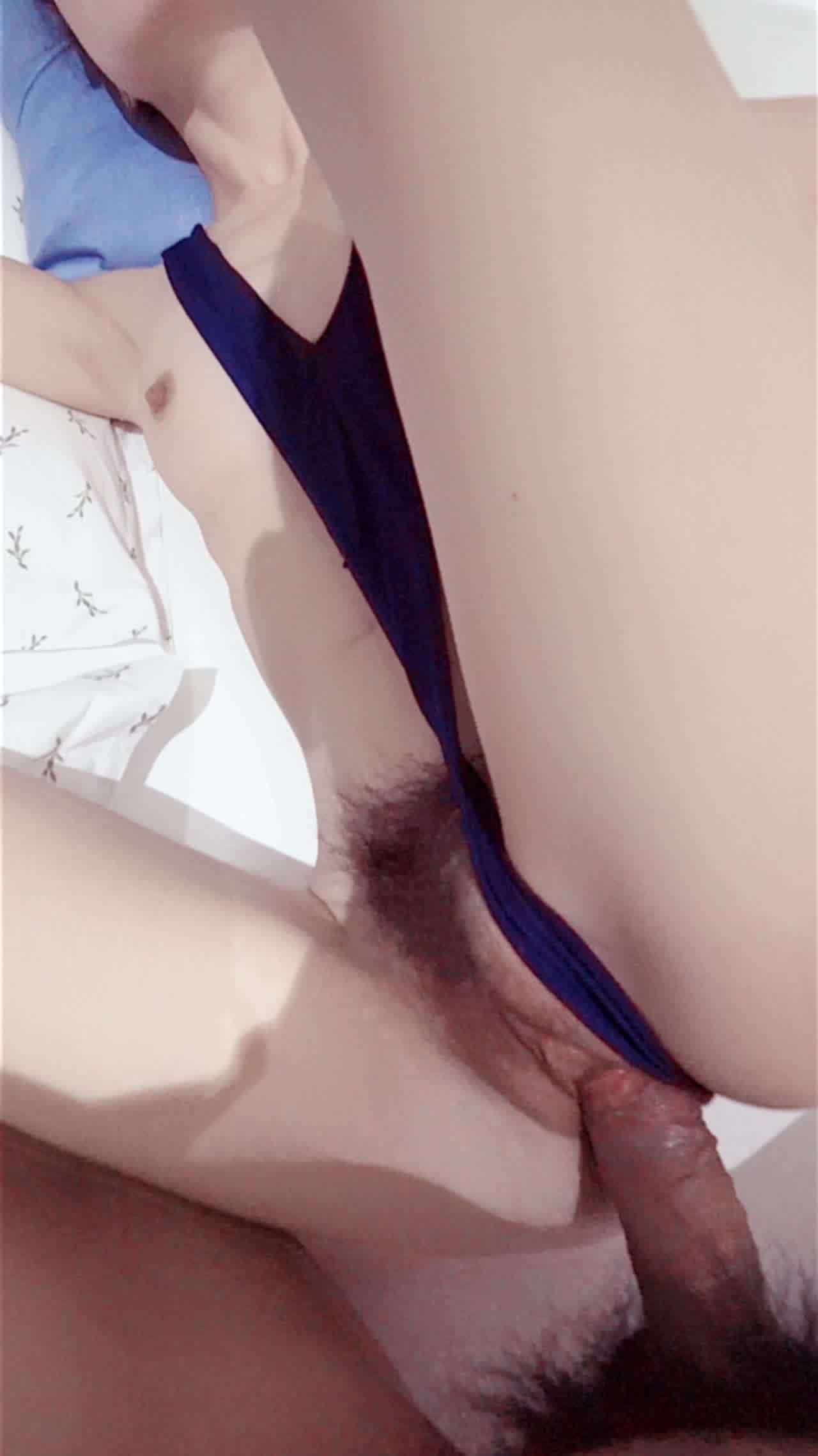  被弟弟插得好爽 的剧照9