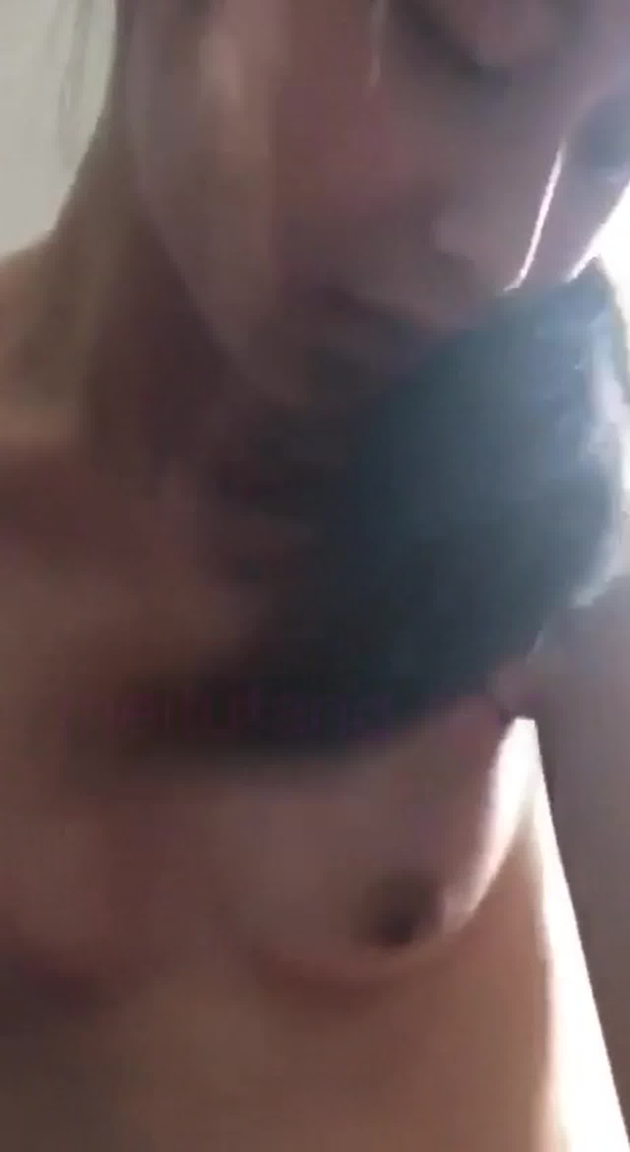  家里人介绍的对象刚见面就拉去开房后面露脸 的剧照10