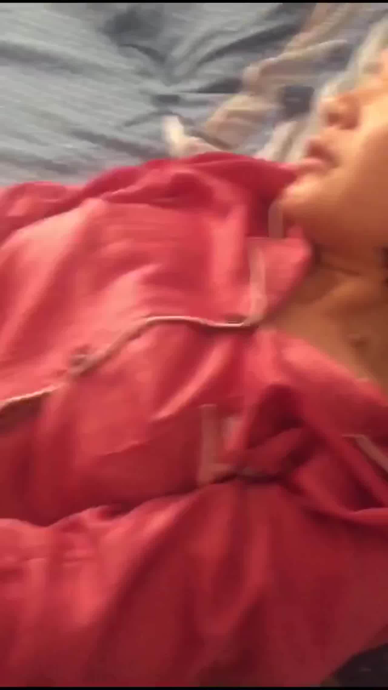  前妻自慰视频 的剧照8