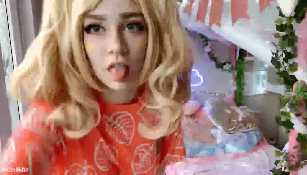  伊莎贝尔在这里为您服务 美少女泰迪酱indigo white的童趣性爱 的剧照1