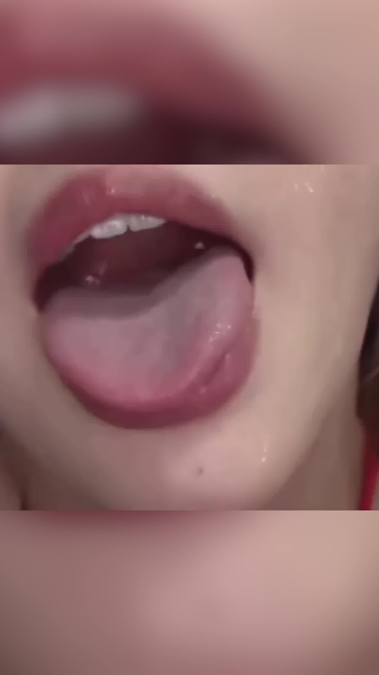  在丈夫身边沦为精液y容器美少妇 的剧照3