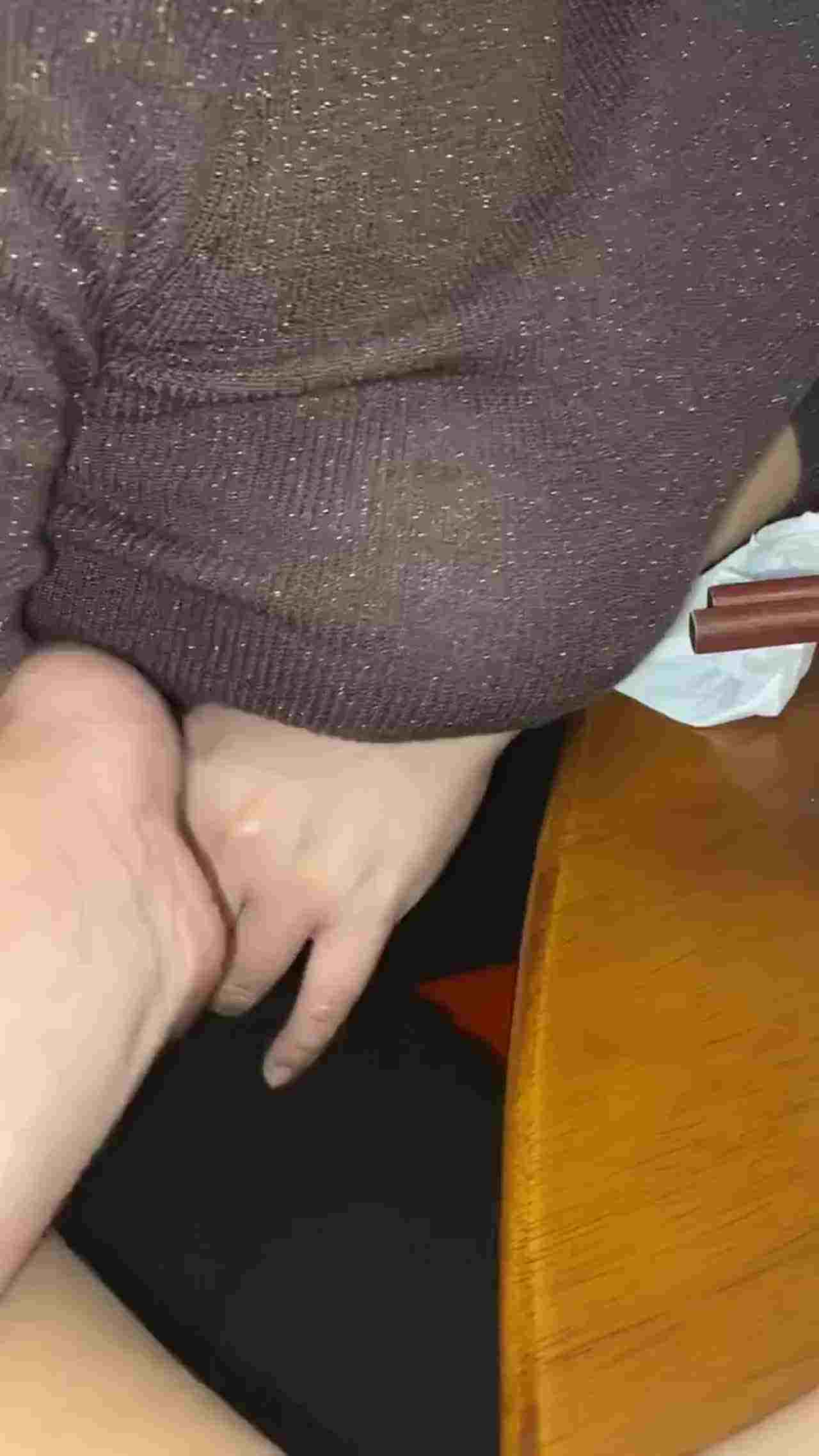  希望结识东莞的单男和夫妻朋友！ 的剧照7