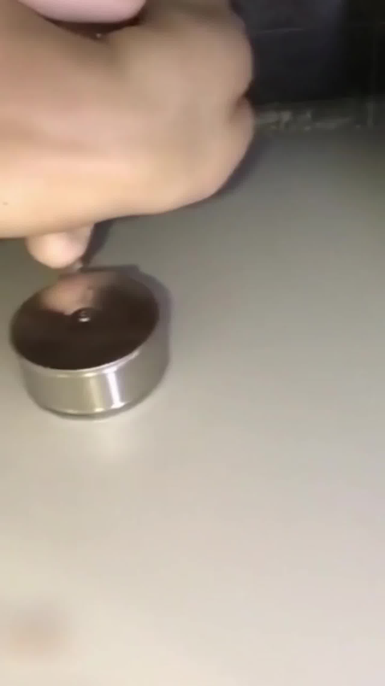  【火爆大瓜】北京一对学生在厕所啪啪被偷拍的 的剧照4