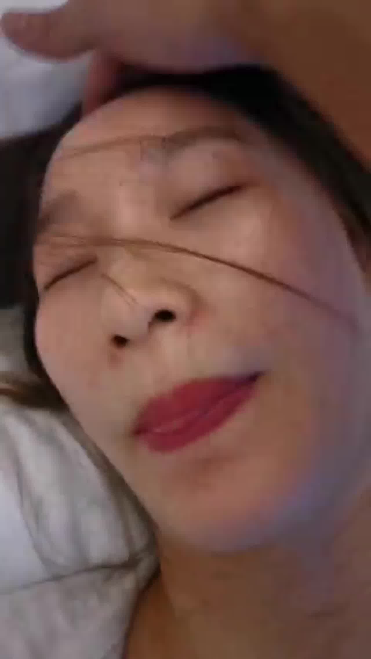  被操的神情恍惚，被操舒服了 的剧照7