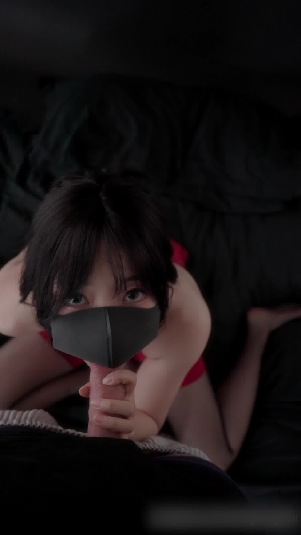  玩偶姐姐每日口交练习 红色情趣套装加上黑丝射阿 的剧照4