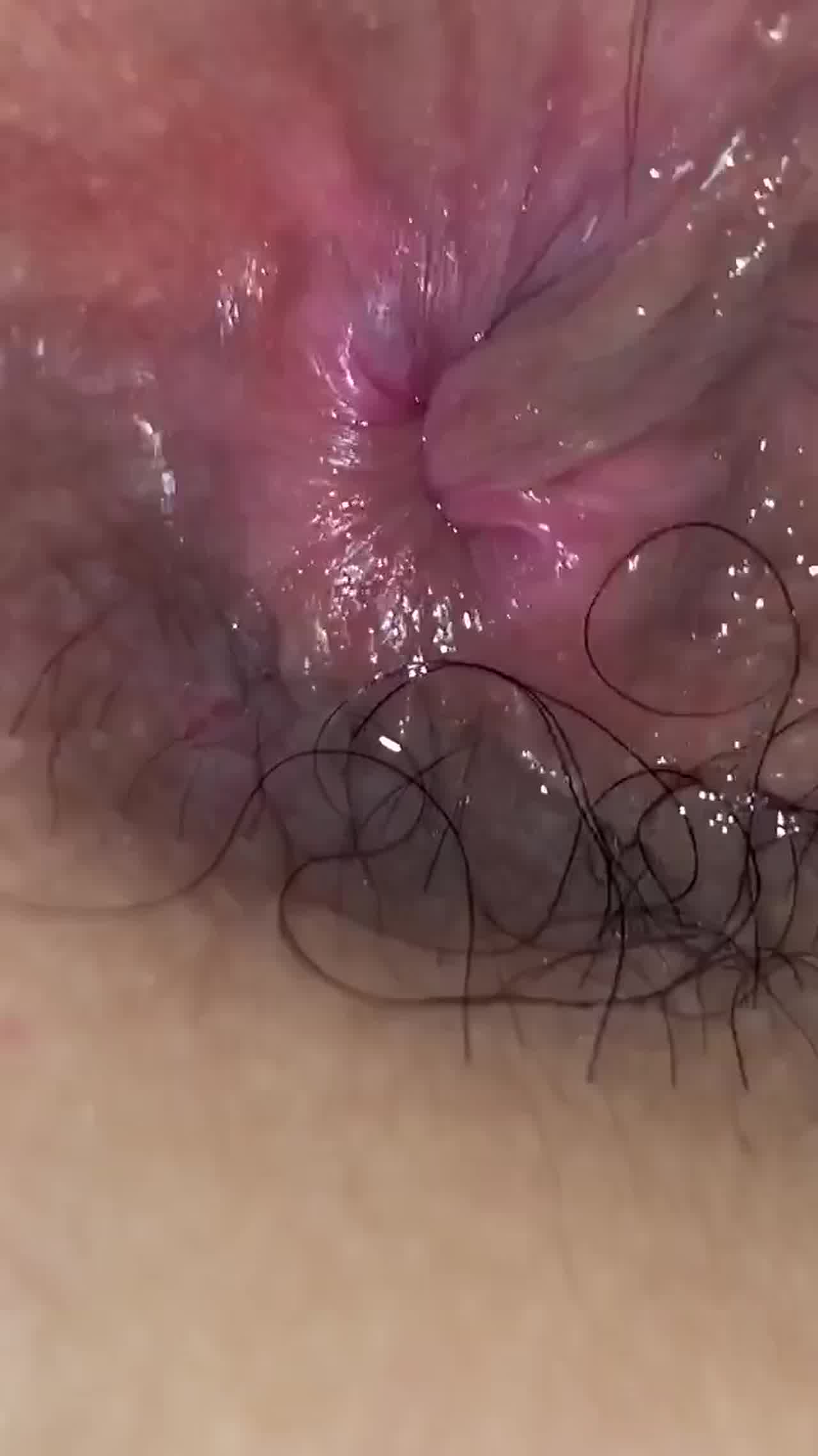  小母狗自慰根本停不下来，水流成河 的剧照10