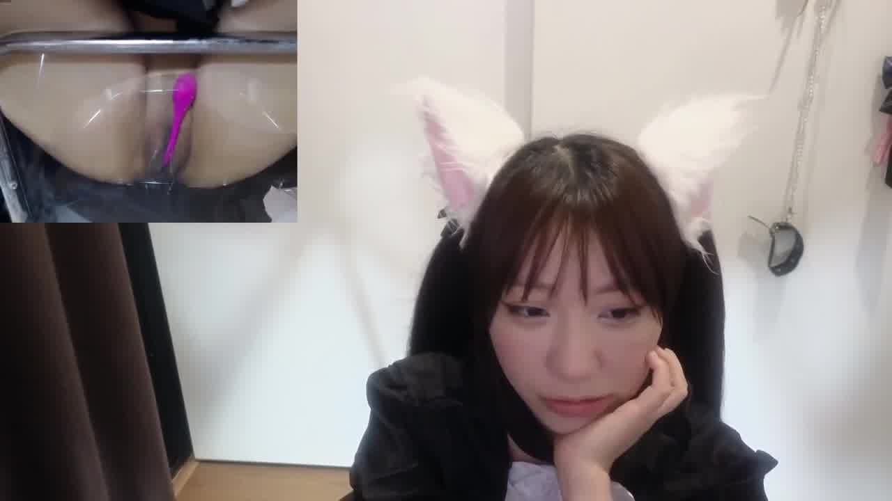  黑丝反差美女 三镜头自慰大秀 炮机内窥镜各种大 的剧照5