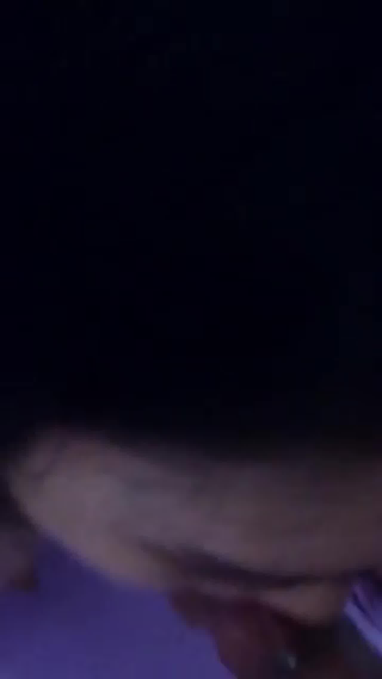  清纯正妹伺候男友口交后做爱 的剧照8