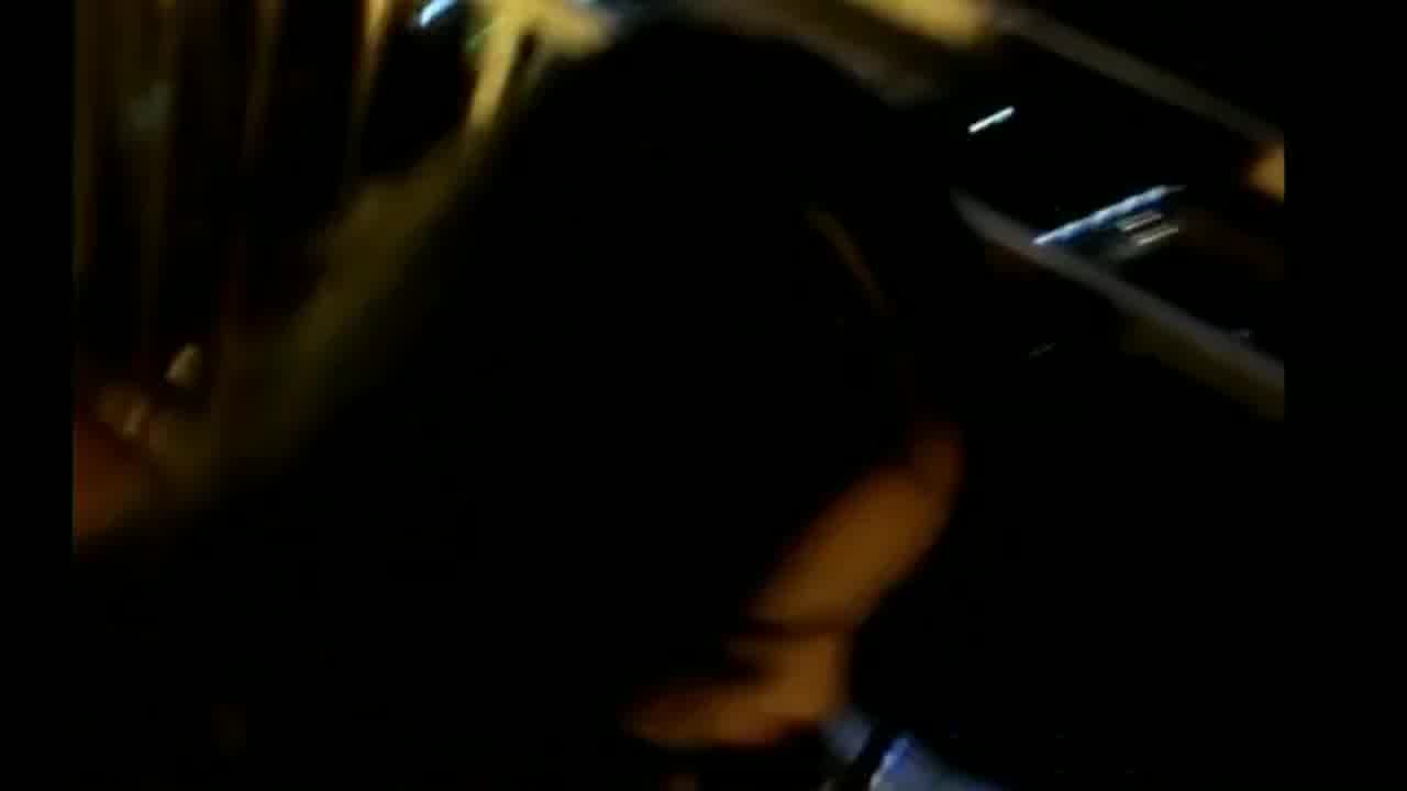  露脸女神口交，男友视角 的剧照1