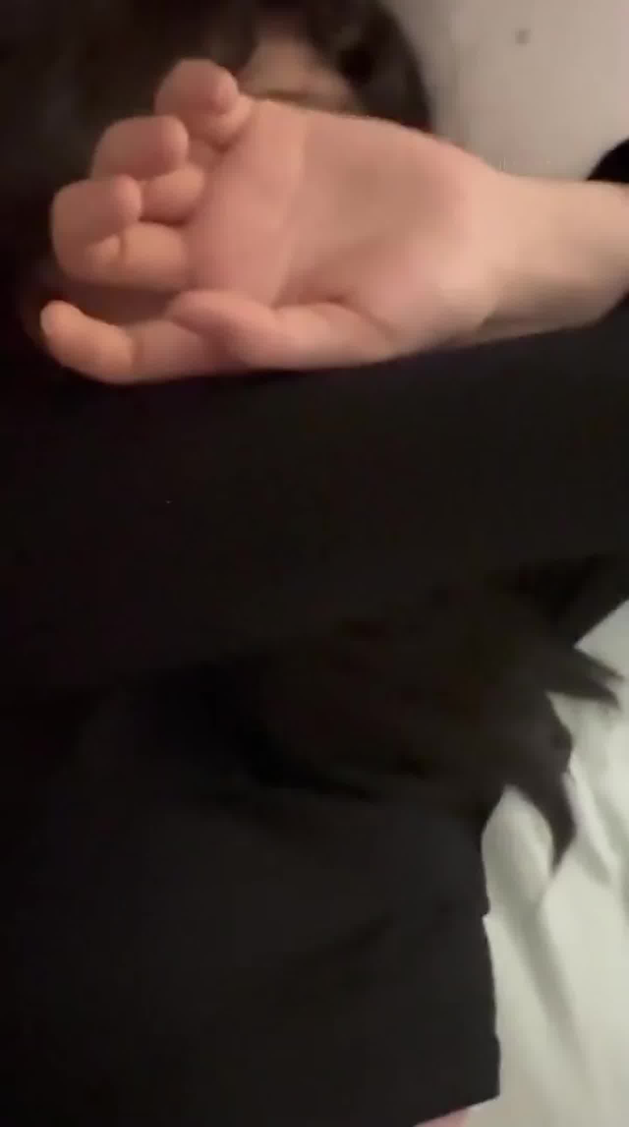  操哭极品小表妹 的剧照5