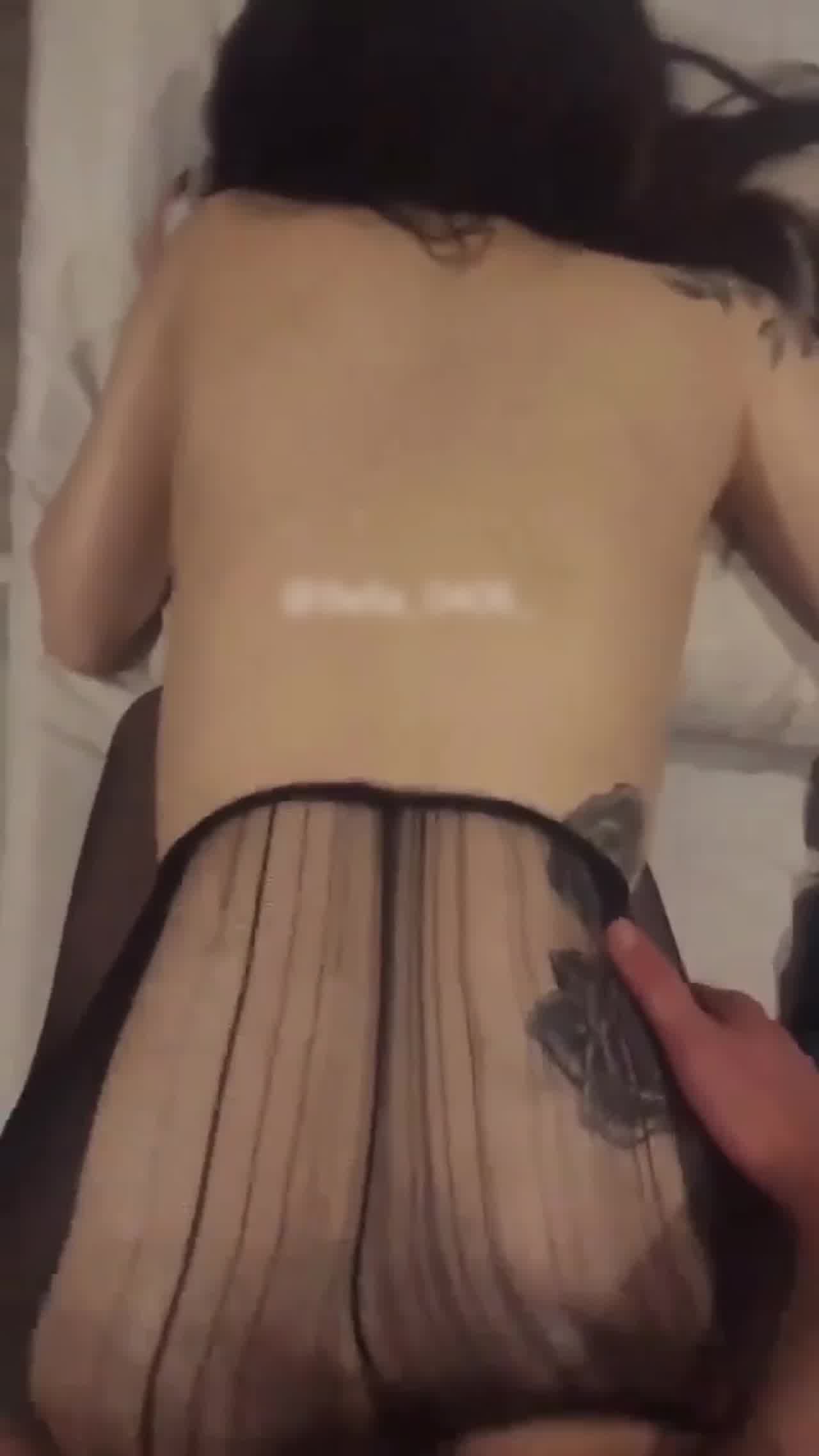  肛门调教！插着肛塞后入！小母狗的叫声真淫荡！ 的剧照10